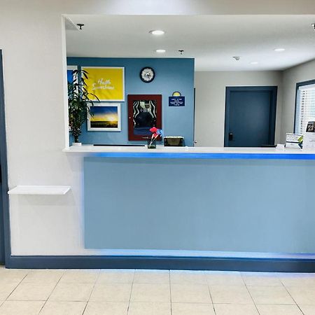 Days Inn & Suites By Wyndham Wynne Luaran gambar
