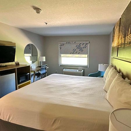 Days Inn & Suites By Wyndham Wynne Luaran gambar