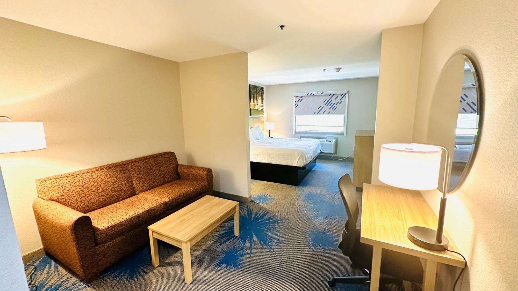 Days Inn & Suites By Wyndham Wynne Luaran gambar