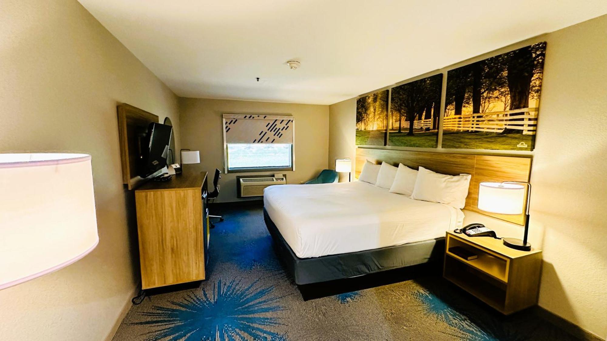 Days Inn & Suites By Wyndham Wynne Luaran gambar