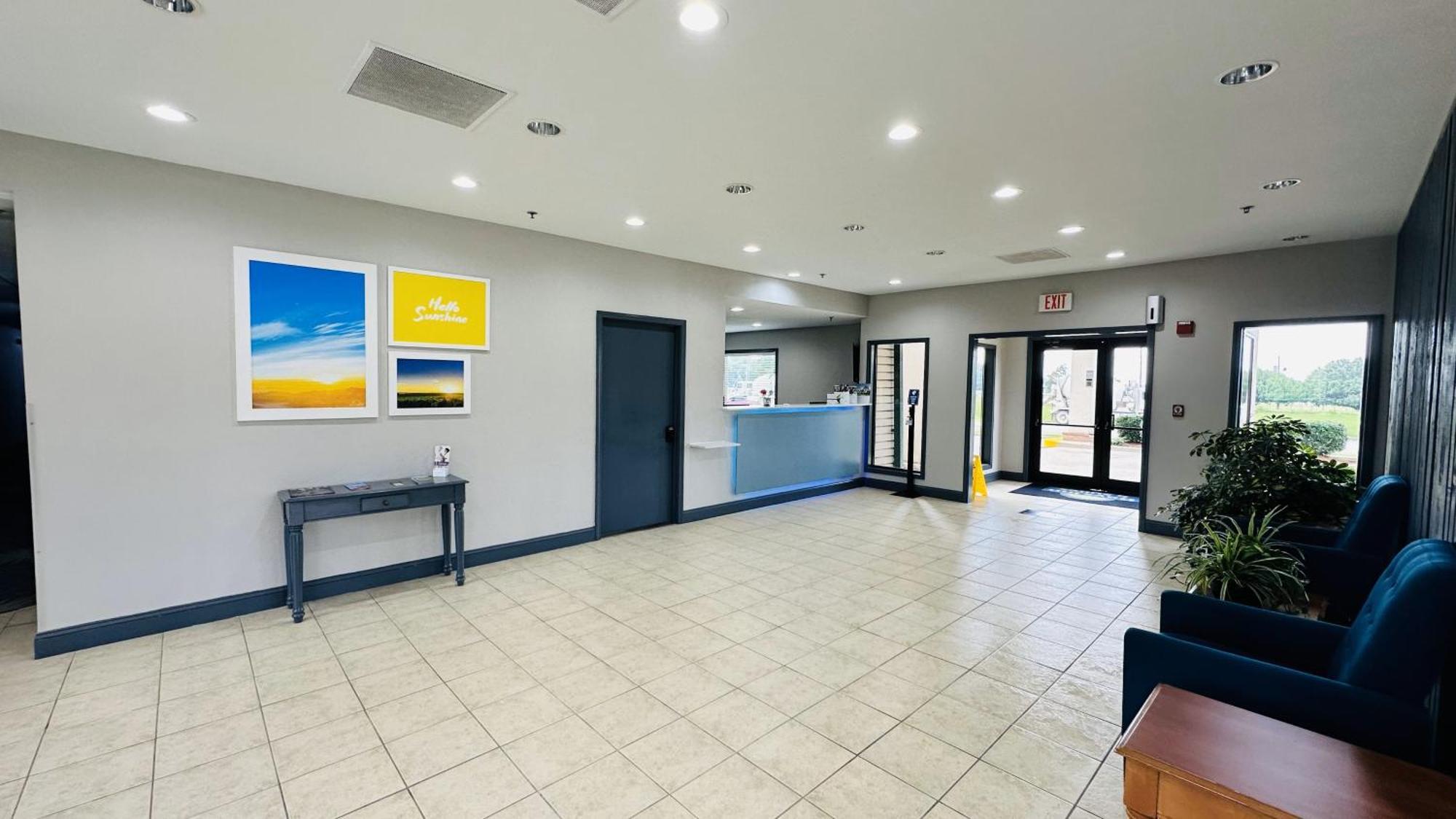 Days Inn & Suites By Wyndham Wynne Luaran gambar